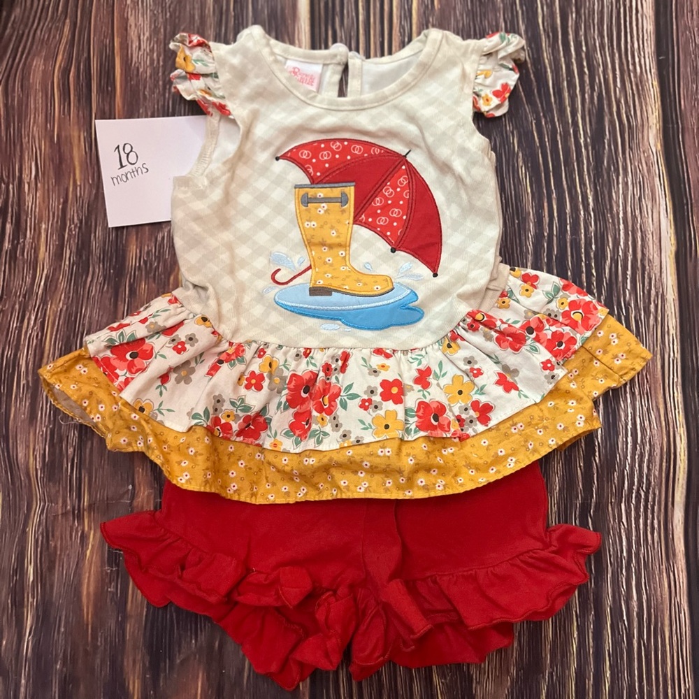 Ric Rac and Ruffles short set. 18 months
